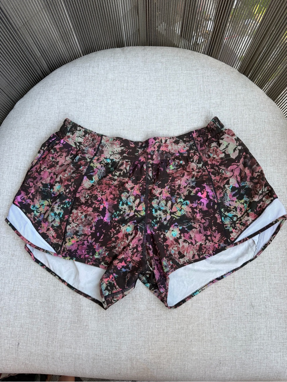 Lululemon Hotty Hot Low-Rise Shorts